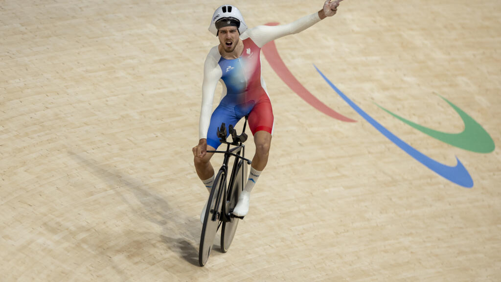 France’s Dorian Foulon wins gold in Paralympic cycling as Britons fall short